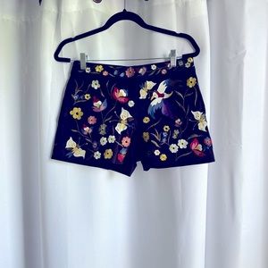Alice and Olivia embroidered multi color and black shorts. Size 6.